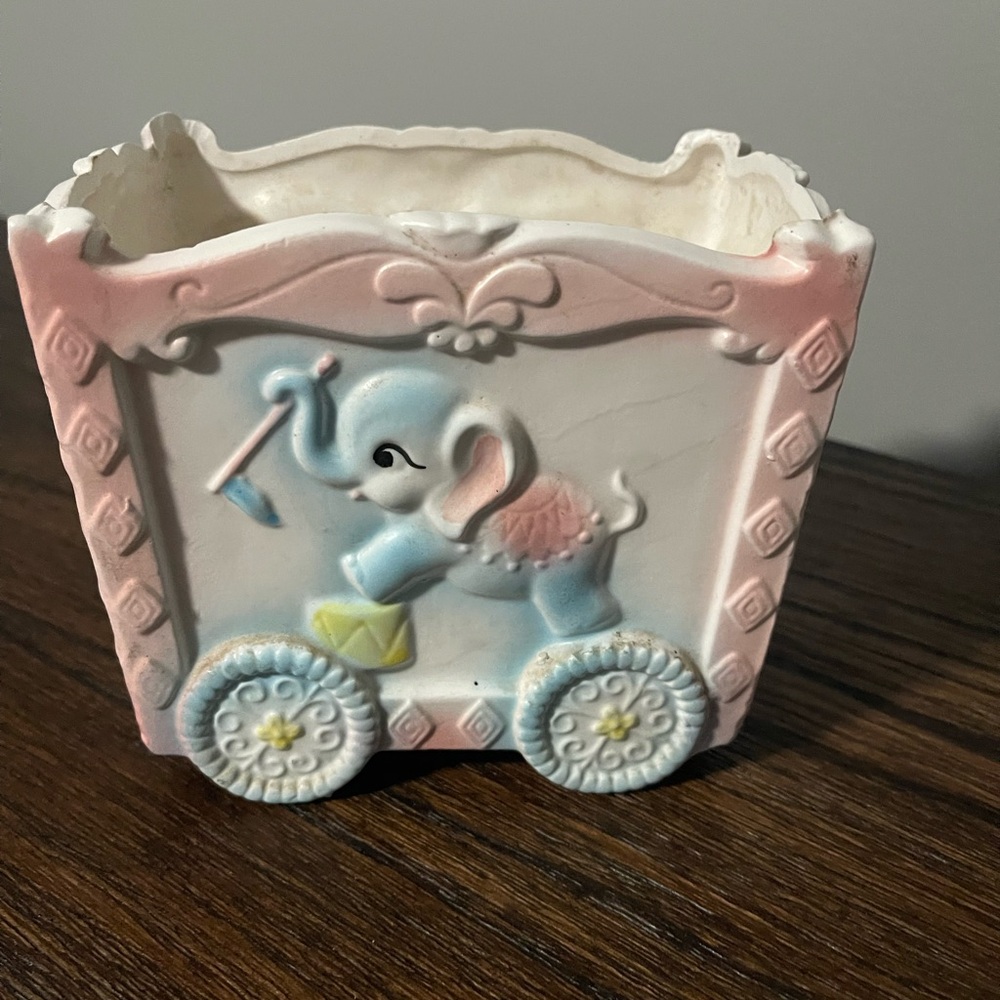 VINTAGE Napco Nursery Pastel Circus Train Car Ceramic Planter 1950’s